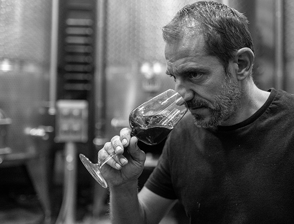 Seb-sniffing-wine-b&w_ADMIN_Aug-22-163810-2024_Conflict